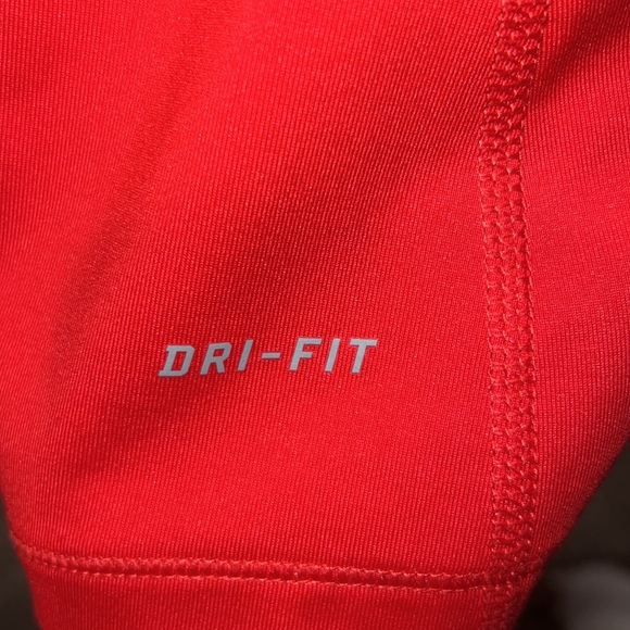 Nike fitted half zip, long sleeve. Christmas edition! - Picture 5 of 5